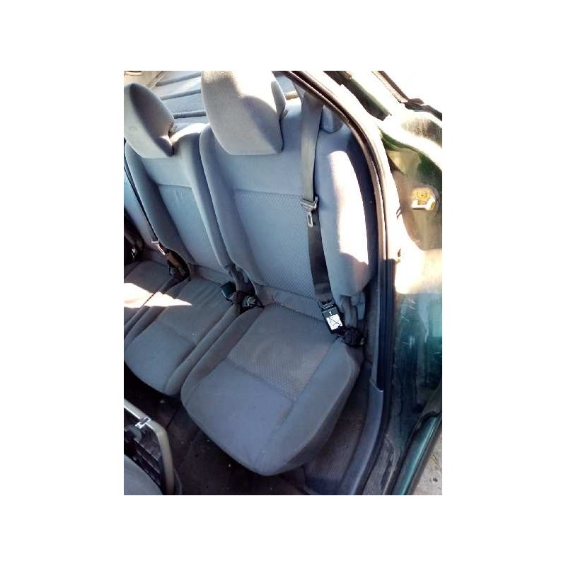 Recambio de asientos trasero izquierdo para nissan almera tino (v10m) 2.2 dci diesel cat   |   0.00 - ... | 2000 | 112 cv / 82 k