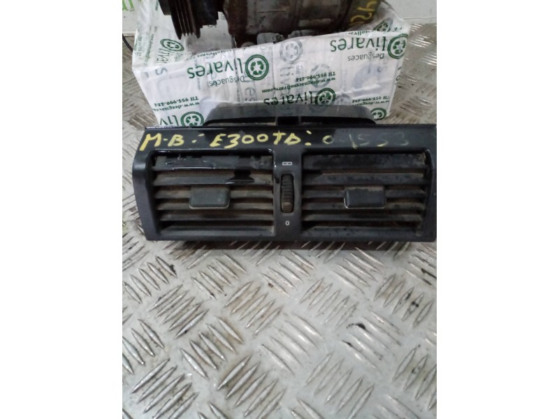 Recambio de rejilla aireadora para  referencia OEM IAM 2108300054  