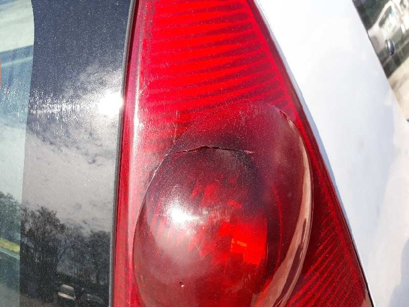 Recambio de piloto trasero derecho para peugeot 107 urban   |   05.05 - 12.10 | 2005 - 2010 | 54 cv / 40 kw referencia OEM IAM 6