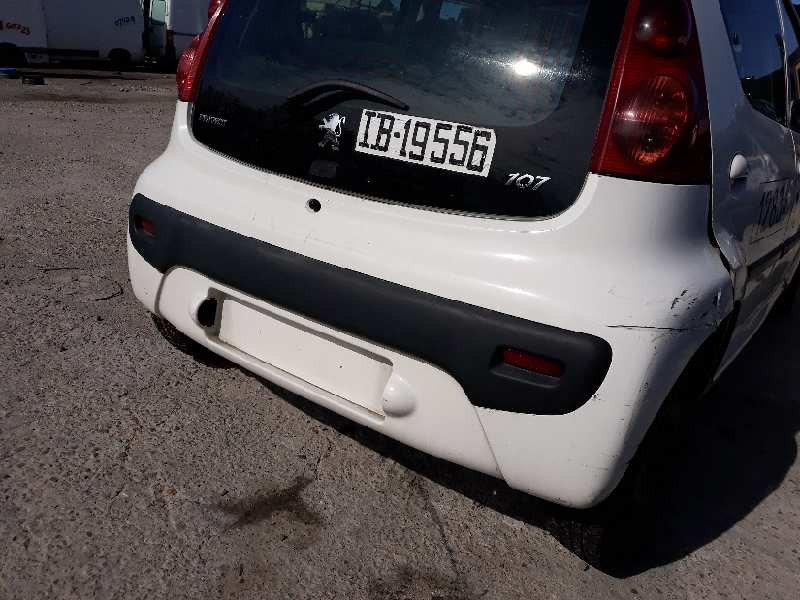 Recambio de paragolpes trasero para peugeot 107 urban   |   05.05 - 12.10 | 2005 - 2010 | 54 cv / 40 kw referencia OEM IAM 7013A