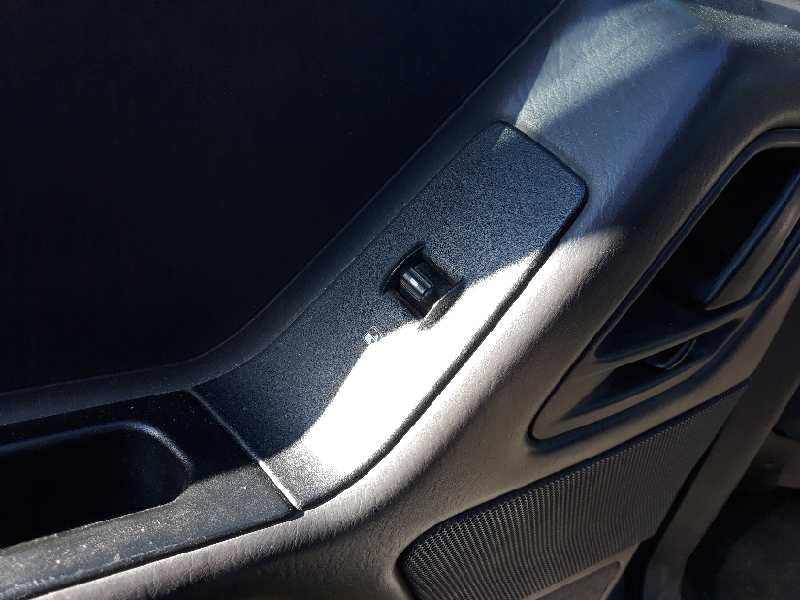 Recambio de mando elevalunas trasero izquierdo para jeep gr.cherokee (wj/wg) 3.1 td cat   |   0.99 - 0.05 | 1999 - 2005 | 140 cv