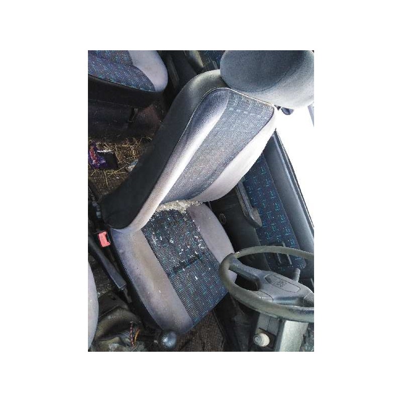 Recambio de asiento delantero izquierdo para peugeot 205 berlina 1.8 diesel   |   0.83 - ... | 1983 | 60 cv / 44 kw referencia O