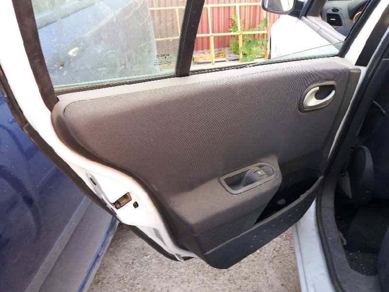 renault megane ii berlina 5p 1.9 dci diesel   |   0.02 - 0.09 | 2002 - 2009 | 131 cv / 96 kw del año 2002 renault megane ii berlina 5p 1.9 dci diesel   |   0.02 - 0.09 | 2002 - 2009 | 131 cv / 96 kw del año 2002