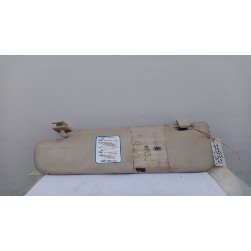 Recambio de parasol derecho para fiat nuova 500 (150) lounge   |   08.07 - 12.15 | 2007 - 2015 | 75 cv / 55 kw referencia OEM IA