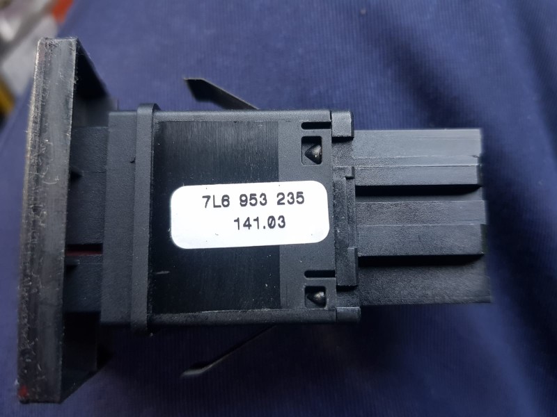 Recambio de warning para volkswagen touareg (7la) 2.5 tdi   |   0.02 - 0.07 | 2002 - 2007 | 174 cv / 128 kw referencia OEM IAM 7