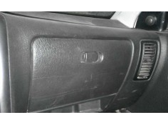 Recambio de guantera para seat cordoba berlina (6k2) clx   |   02.93 - 12.96 | 1993 | 60 cv / 44 kw referencia OEM IAM 6K0857103