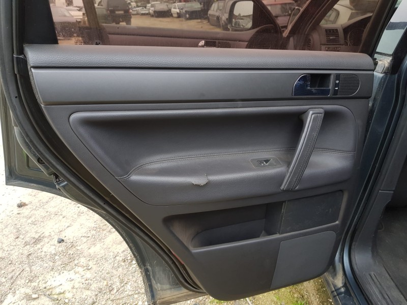 Recambio de guarnecido puerta trasera izquierda para volkswagen touareg (7la) 2.5 tdi   |   0.02 - 0.07 | 2002 - 2007 | 174 cv /