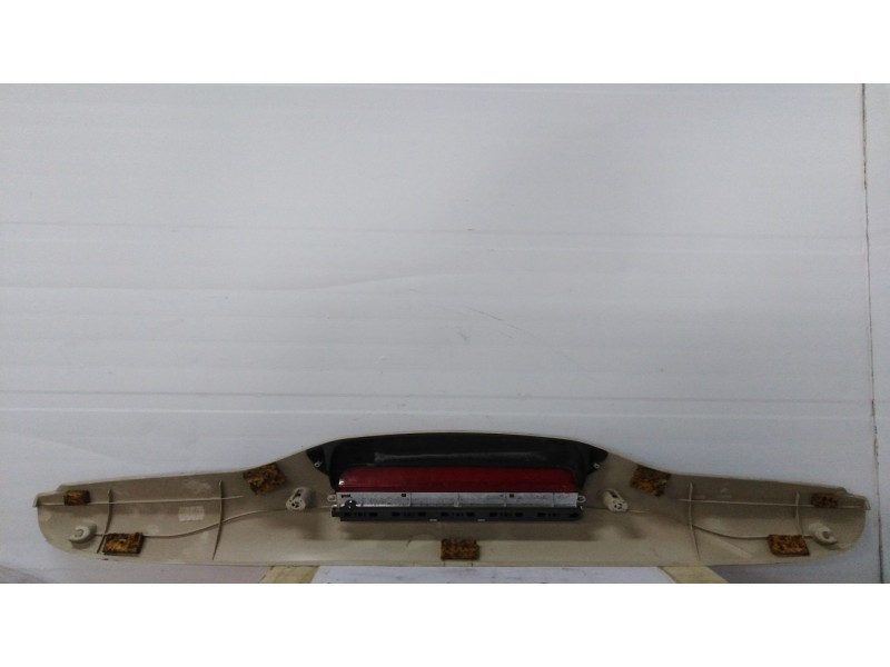 Recambio de luz central de freno para fiat nuova 500 (150) lounge   |   08.07 - 12.15 | 2007 - 2015 | 75 cv / 55 kw referencia O