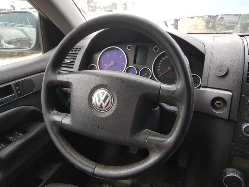 Recambio de volante para volkswagen touareg (7la) 2.5 tdi   |   0.02 - 0.07 | 2002 - 2007 | 174 cv / 128 kw referencia OEM IAM  