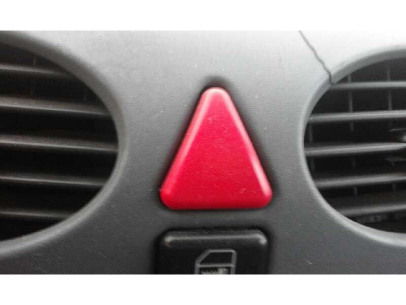 Recambio de warning para mercedes clase a (w168) 140 (168.031)   |   05.97 - 12.04 | 1997 - 2004 | 82 cv / 60 kw referencia OEM 