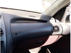 Recambio de airbag delantero derecho para peugeot 206 berlina 1.6 16v cat   |   0.98 - ... | 1998 | 109 cv / 80 kw referencia OE