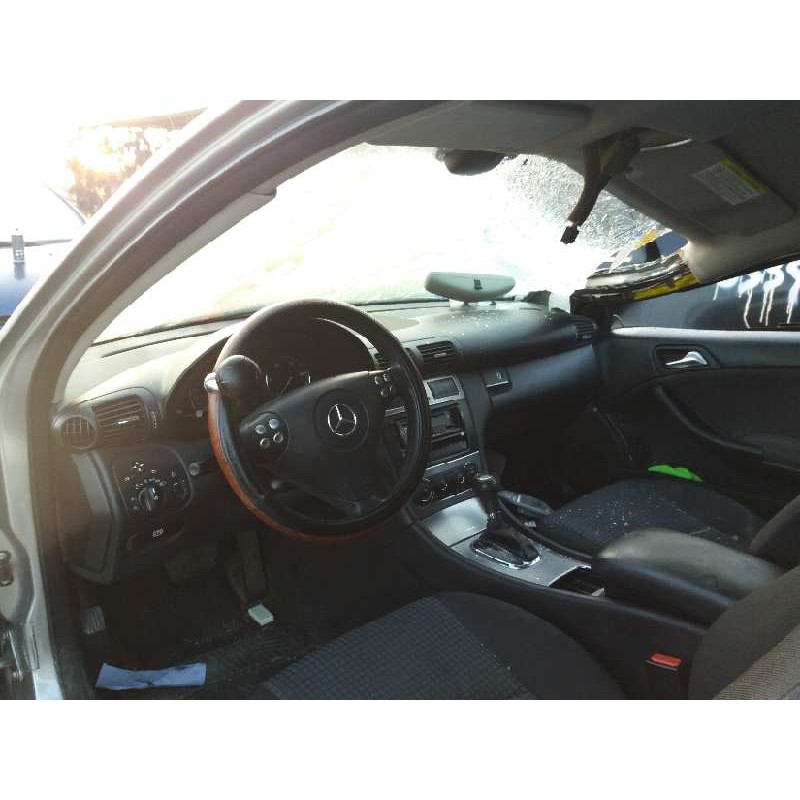 mercedes clase c (w203) sportcoupe c 220 cdi (la) (203.708)   |   04.03 - 12.08 | 2003 - 2008 | 150 cv / 110 kw del año 2003