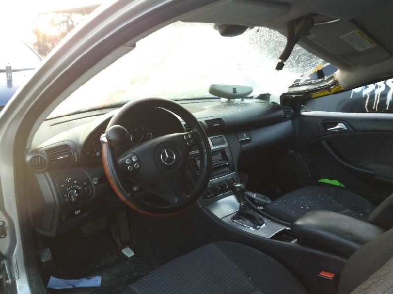 mercedes clase c (w203) sportcoupe c 220 cdi (la) (203.708)   |   04.03 - 12.08 | 2003 - 2008 | 150 cv / 110 kw del año 2003