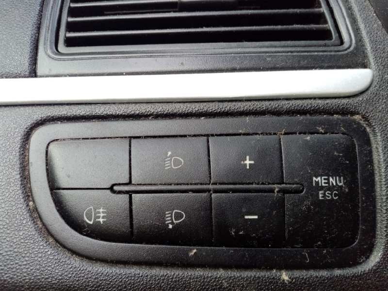 Recambio de mando multifuncion para fiat linea (110)    |   0.07 - ... | 2007 referencia OEM IAM  7354423230 224170200000