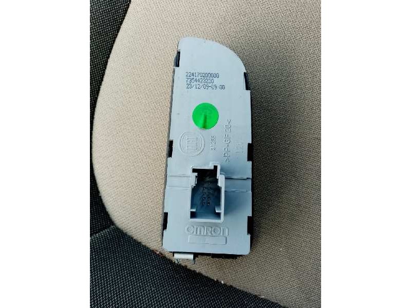 Recambio de mando multifuncion para fiat linea (110)    |   0.07 - ... | 2007 referencia OEM IAM  7354423230 224170200000