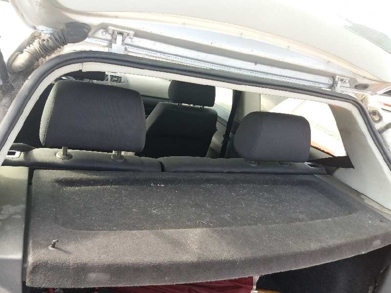 volkswagen polo (9n1) 1.2 12v   |   0.01 - ... | 2001 | 64 cv / 47 kw del año 2001