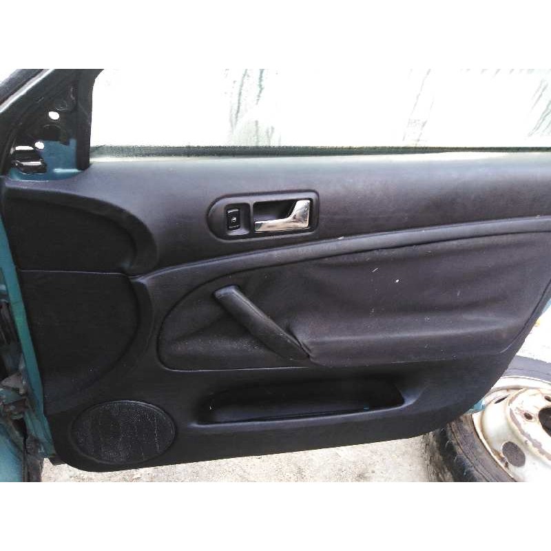 Recambio de guarnecido puerta delantera derecha para volkswagen passat berlina (3b2) básico   |   09.96 - 12.99 | 1996 - 1999 | 