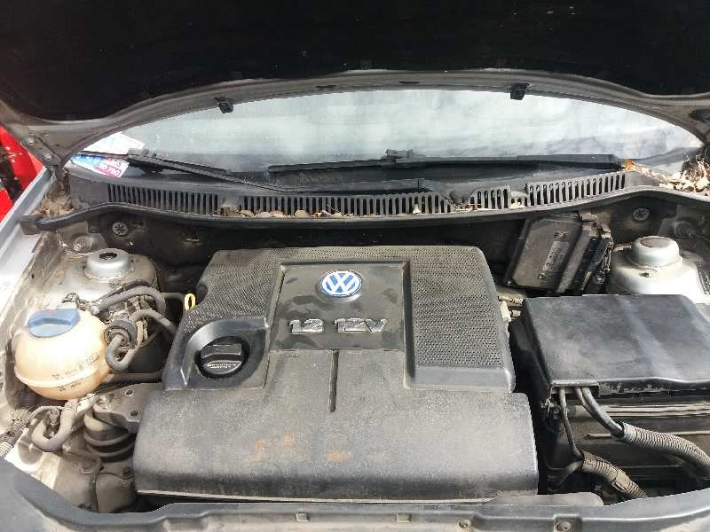 volkswagen polo (9n1) 1.2 12v   |   0.01 - ... | 2001 | 64 cv / 47 kw del año 2001