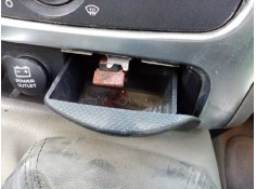 Recambio de cenicero para chrysler jeep cherokee (kj)    |   0.02 - 0.08 | 2002 - 2008 referencia OEM IAM    2