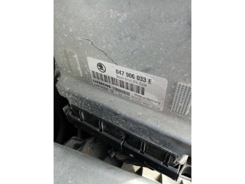 Recambio de centralita motor uce para skoda fabia (6y2/6y3) 1.4   |   0.00 - ... | 2000 | 60 cv / 44 kw referencia OEM IAM  0479