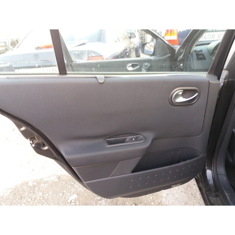 renault megane ii classic berlina 1.9 dci diesel   |   0.03 - ... | 2003 | 120 cv / 88 kw del año 2003