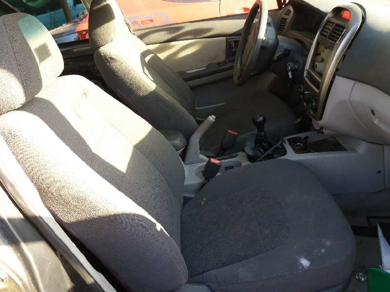 kia cerato 1.6 cat   |   0.04 - ... | 2004 | 105 cv / 77 kw del año 2004