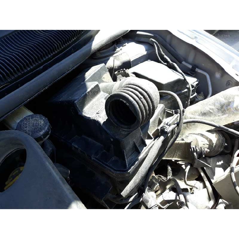Recambio de filtro aire para mazda premacy (cp) 2.0 turbodiesel cat   |   0.99 - 0.05 | 1999 - 2005 | 101 cv / 74 kw referencia 