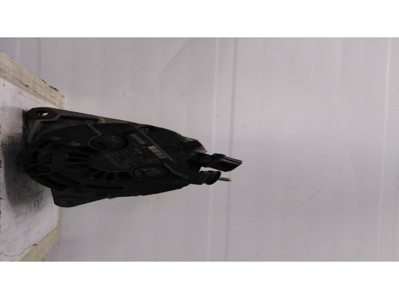 Recambio de alternador para  referencia OEM IAM 27060-0D140-B 0124325079 