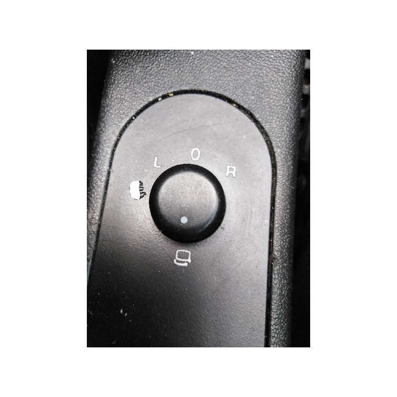 Recambio de mando retrovisor para seat toledo (5p2) sport   |   09.04 - 12.06 | 2004 - 2006 | 105 cv / 77 kw referencia OEM IAM 