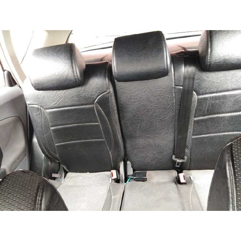 Recambio de asientos traseros para seat toledo (5p2) sport   |   09.04 - 12.06 | 2004 - 2006 | 105 cv / 77 kw referencia OEM IAM