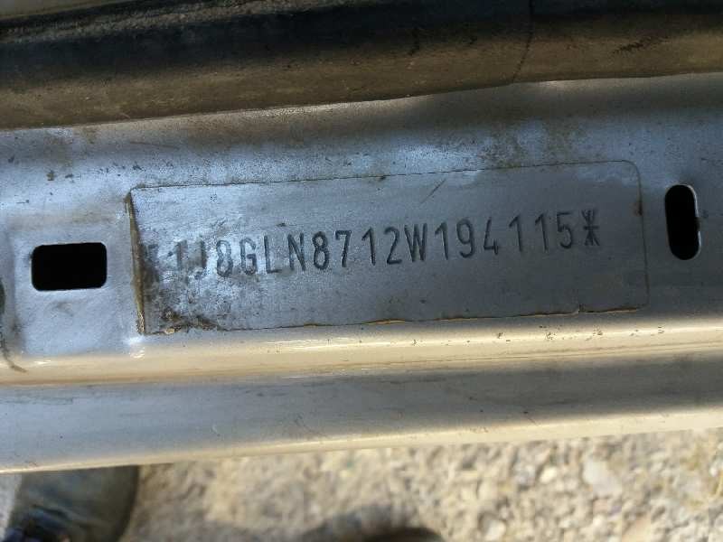 chrysler jeep cherokee (kj)    |   0.02 - 0.08 | 2002 - 2008 del año 2002