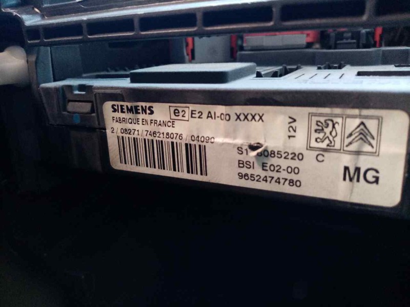 Recambio de caja reles / fusibles para peugeot 206 berlina 1.4   |   0.98 - ... | 1998 | 75 cv / 55 kw referencia OEM IAM   