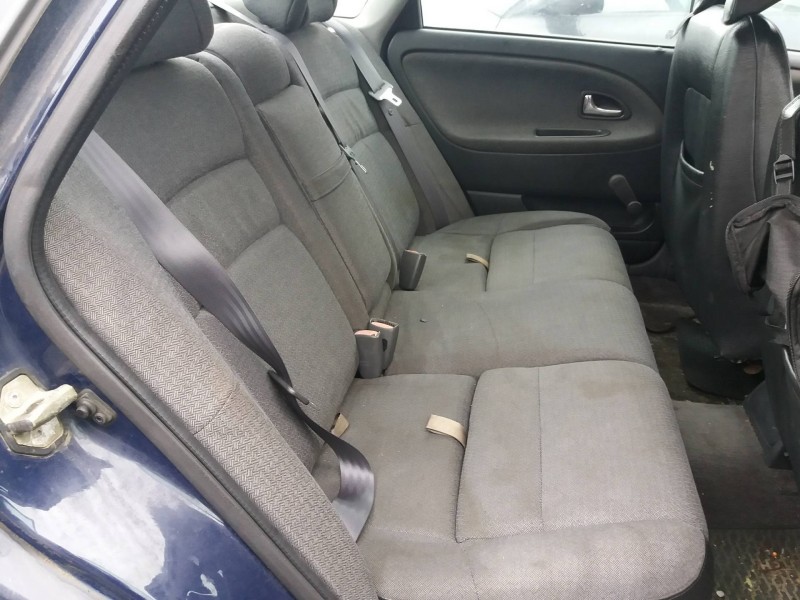 volvo s40 berlina 1.9 diesel   |   0.95 - 0.05 | 1995 - 2005 | 95 cv / 70 kw del año 1995