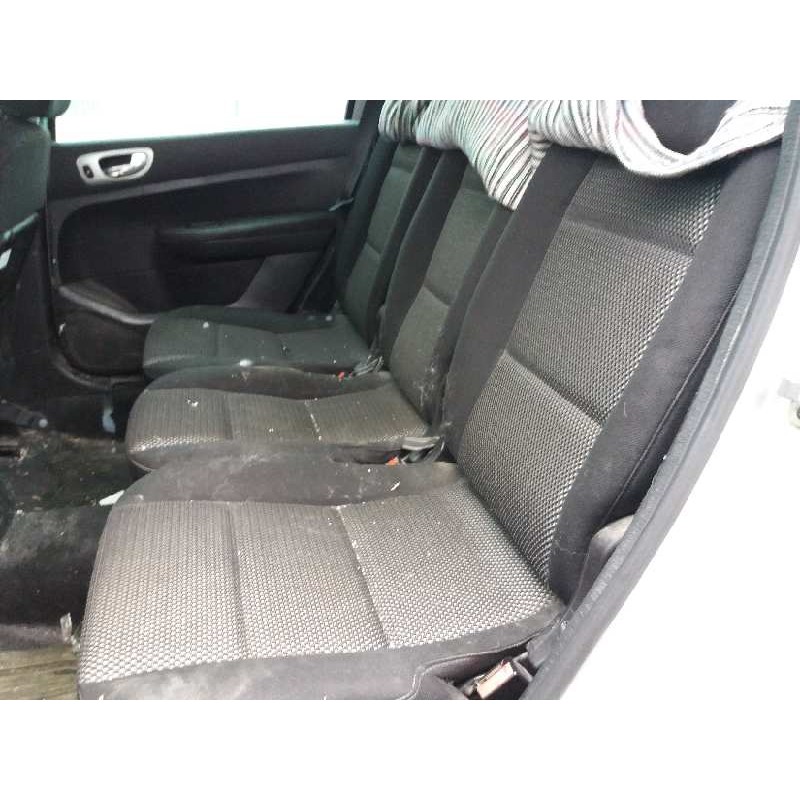 peugeot 307 break/sw (s2) sw pack +   |   06.05 - 12.08 | 2005 - 2008 | 90 cv / 66 kw del año 2005