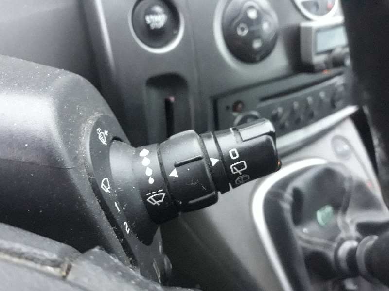 Recambio de mando limpia para renault scenic ii confort dynamique   |   10.05 - 12.06 | 2005 - 2006 | 131 cv / 96 kw referencia 