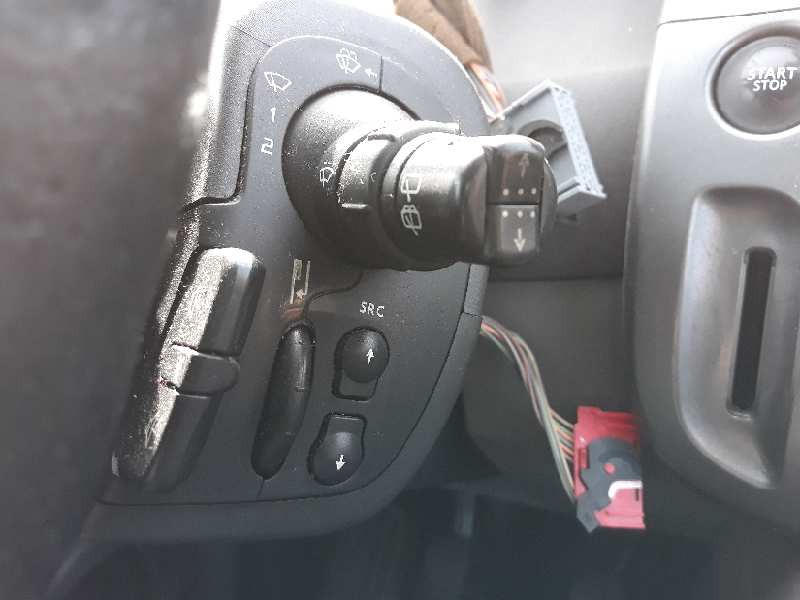 Recambio de mando limpia para renault scenic ii confort dynamique   |   10.05 - 12.06 | 2005 - 2006 | 131 cv / 96 kw referencia 