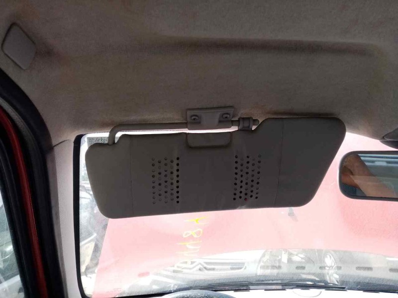 Recambio de parasol izquierdo para fiat seicento (187) active   |   09.02 - ... | 2002 | 54 cv / 40 kw referencia OEM IAM 073524