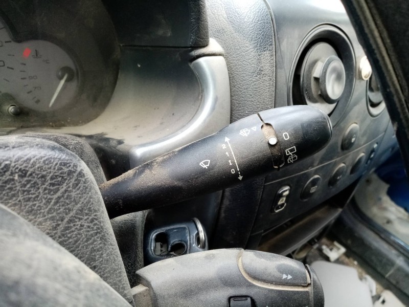 peugeot partner (s2) 2.0 hdi cat   |   0.02 - ... | 2002 | 90 cv / 66 kw del año 2002