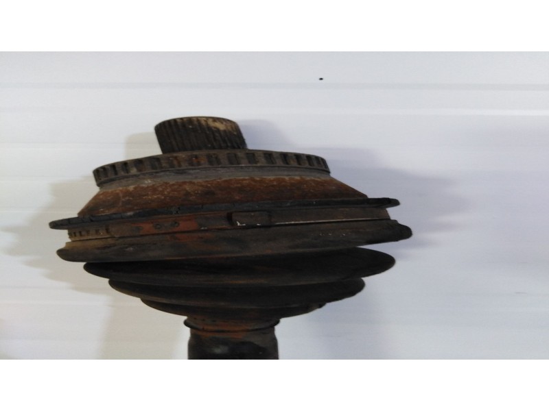 Recambio de transmision delantera izquierda para audi a4 berlina (b5) 2.5 tdi   |   08.97 - 12.99 | 1997 - 1999 | 150 cv / 110 k
