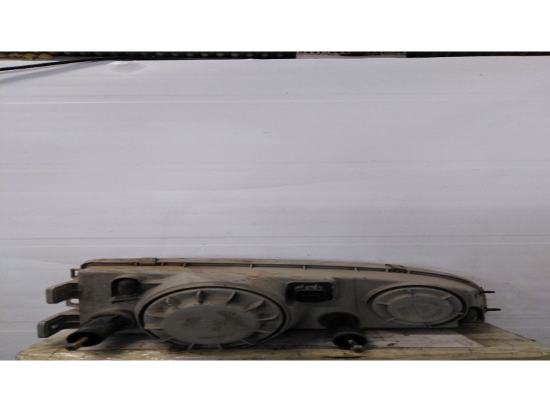 Recambio de faro izquierdo para hyundai h 100 h  100  furg. caja cerrada   |   02.94 - ... | 1994 | 75 cv / 55 kw referencia OEM