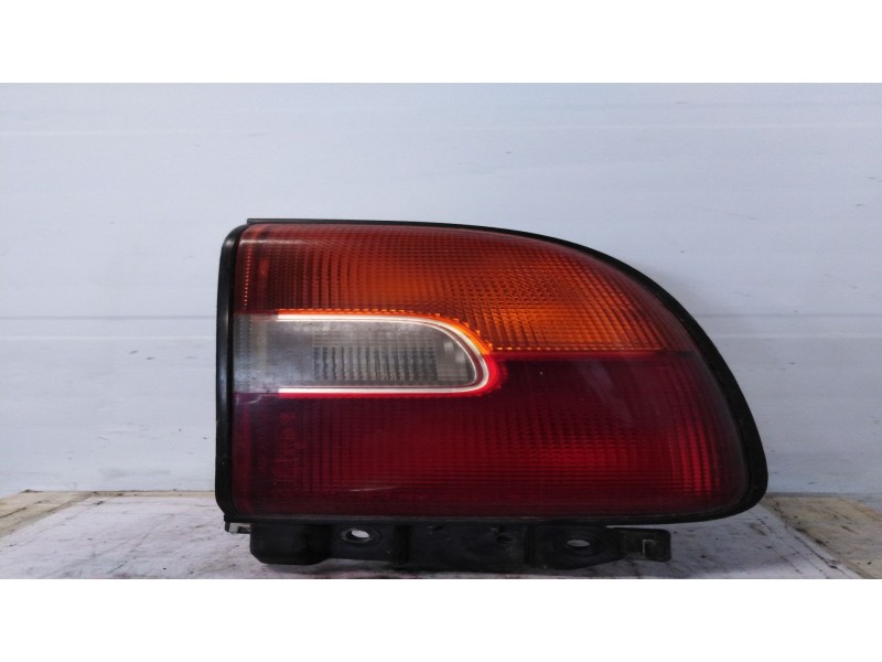 Recambio de piloto trasero derecho para toyota rav 4 funcruiser (a1)    |   0.94 - 0.01 | 1994 - 2001 referencia OEM IAM   