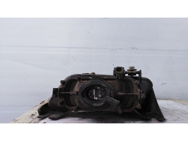 Recambio de faro antiniebla derecho para citroen saxo    |   0.99 - 0.03 | 1999 - 2003 referencia OEM IAM 9618343480 67720221 