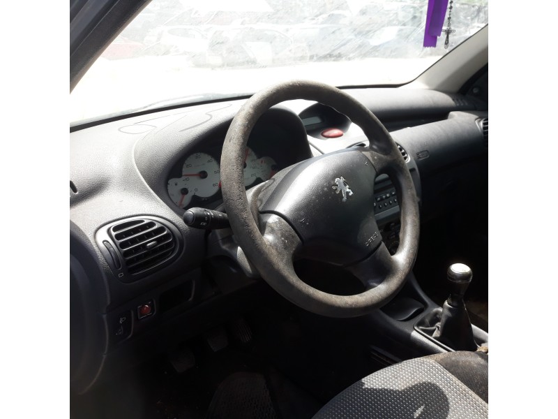 peugeot 206 berlina 1.4 hdi   |   0.98 - ... | 1998 | 68 cv / 50 kw del año 1998