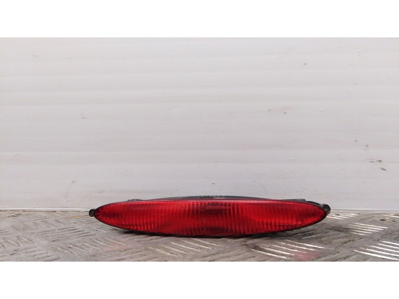 Recambio de piloto trasero central antinieblas para peugeot 206 berlina    |   0.98 - ... | 1998 referencia OEM IAM   