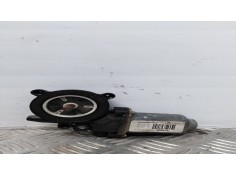 Recambio de motor elevalunas trasero derecho para renault laguna ii (bg0)    |   0.01 - 0.07 | 2001 - 2007 referencia OEM IAM 82