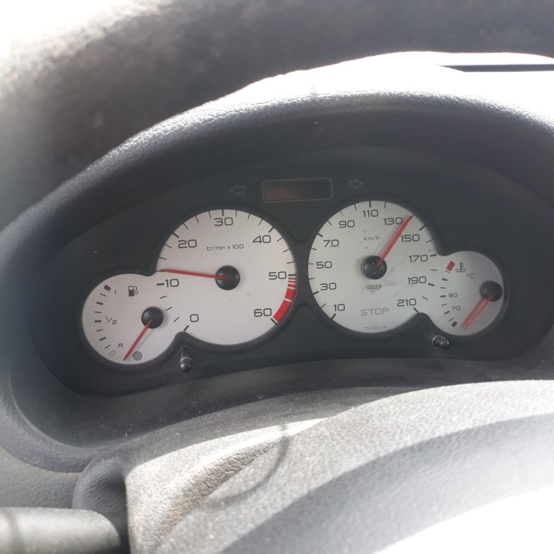 peugeot 206 berlina 1.4 hdi   |   0.98 - ... | 1998 | 68 cv / 50 kw del año 1998