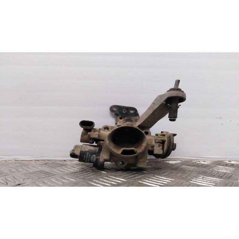 Recambio de caja mariposa para renault kangoo rn 1.2 referencia OEM IAM 102698A  