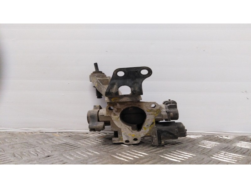 Recambio de caja mariposa para renault kangoo rn 1.2 referencia OEM IAM 102698A  