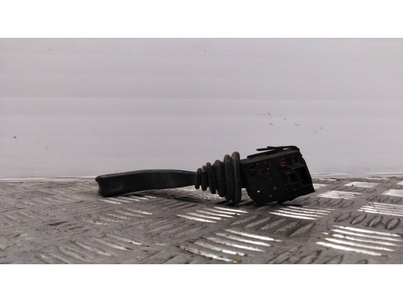 Recambio de mando limpia para opel corsa c    |   0.00 - 0.03 | 2000 - 2003 referencia OEM IAM   