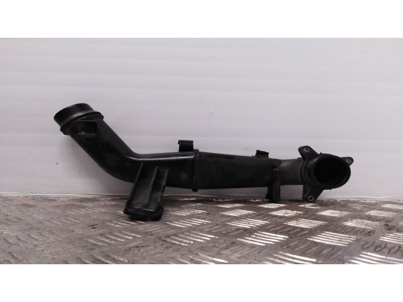 Recambio de tubo admision para opel insignia berlina 2.0 cdti cat   |   0.08 - ... | 2008 | 131 cv / 96 kw referencia OEM IAM 13